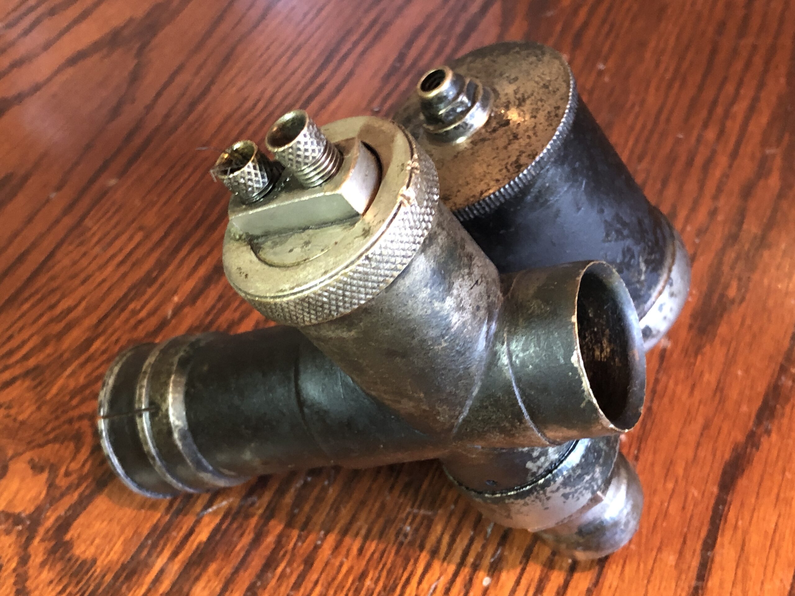 1920's vintage motorcycle Brass carburettor AMAC T15 HYDM.The AMAC T15 HYDM is the "Touring Model" in the range with a bottom feed float chamber.