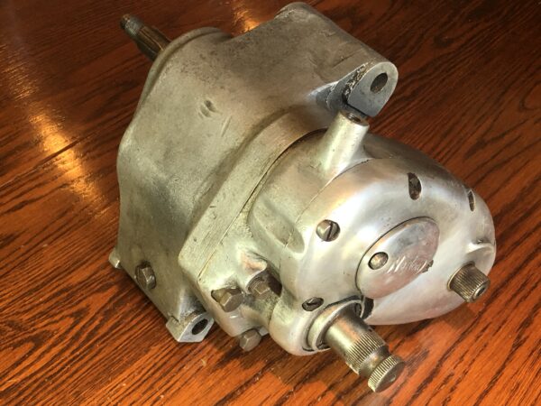 Norton motorcycle Laydown 4 speed gearbox. The case for this laydown transmission is GT100. There were several similar ones with G101 G102 and GB8 stamps on top