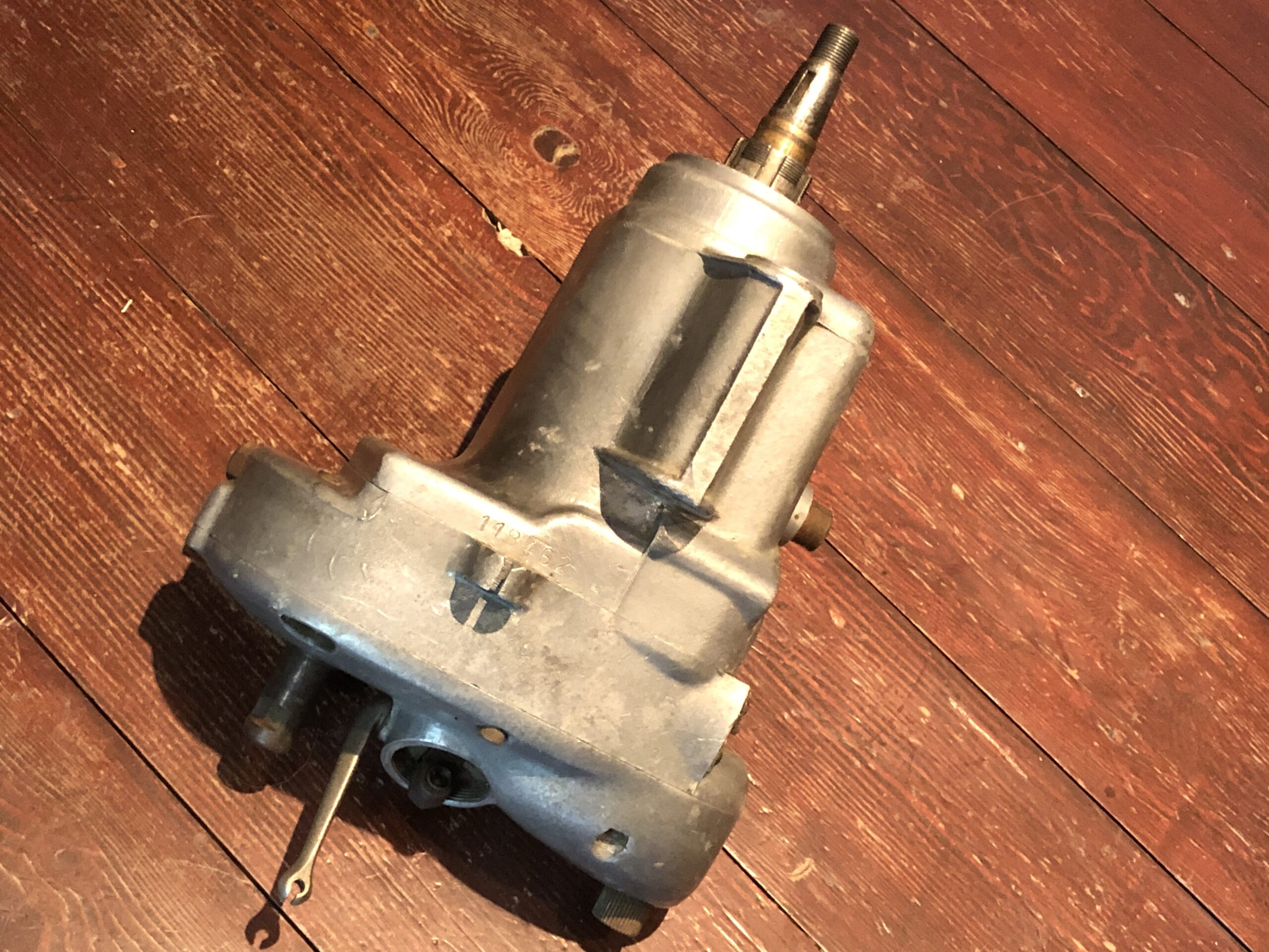 Triumph pre unit gearbox with TACHO DRIVE for swinging arm models. 500cc 650cc motorcycles T120 Bonneville, T100, T110, Thunderbird 6T, TR6, 5T Speed Twin.