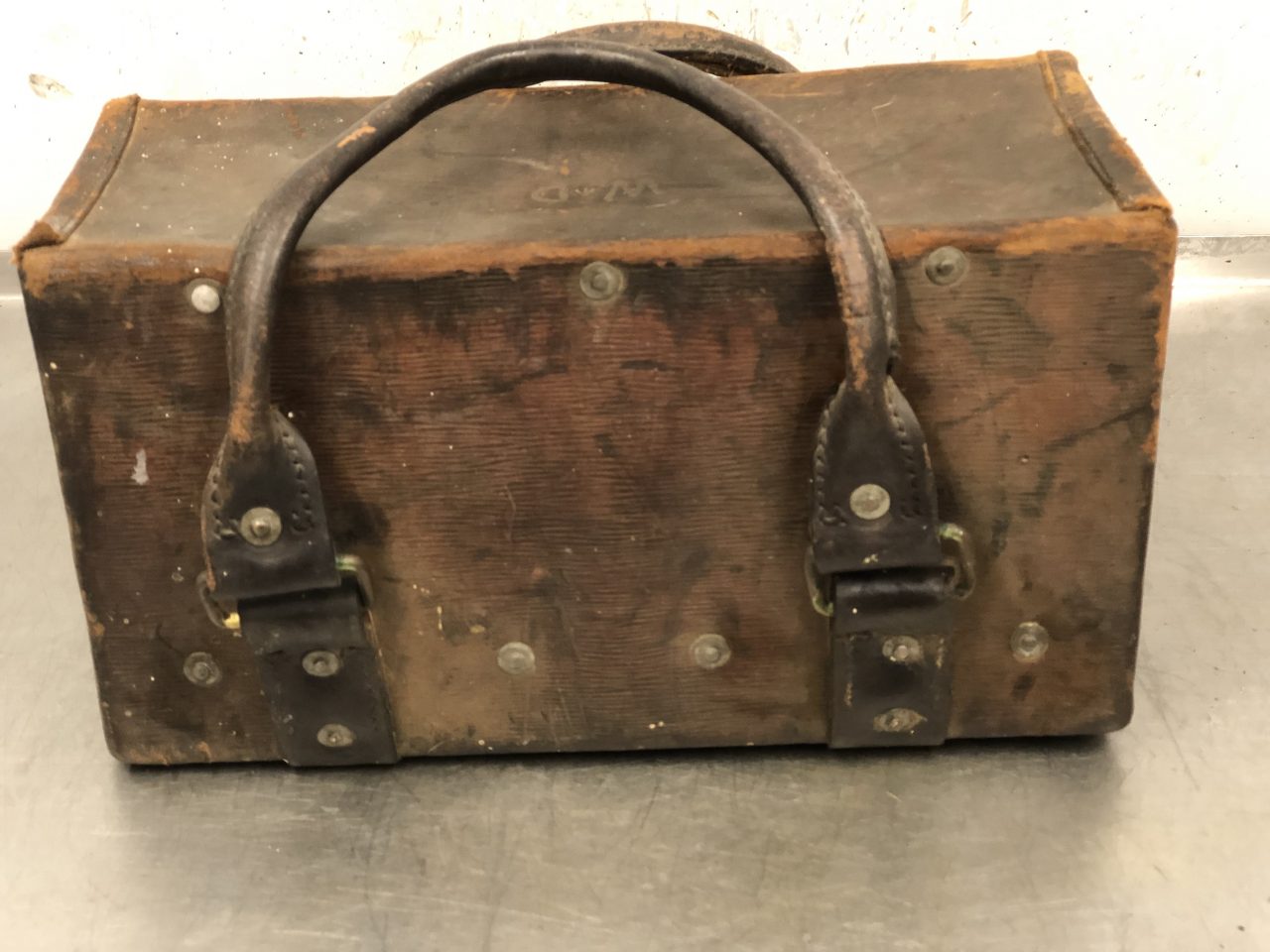 SOLD – WW2 War Department issue 1940s Leather engineer’s tool box / bag ...