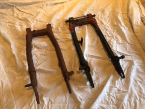 comparing Triumph T20 Tiger Cub motorcycle swing arms F4070 & F4600