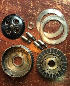 Complete BSA 4-spring clutch assembly A/B/M series pre-unit RGS, A7, A10, B31, B33, DBD Goldstar. Also BSA M20/M21/M33 models. Sprocket has 43 teeth